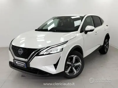 Używany Nissan Qashqai N-Connecta 140 KM (102 kW) 2023 Biały SUV