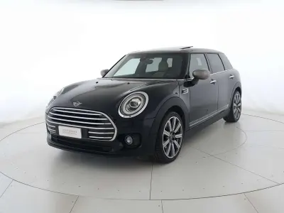 Usata Mini Cooper Clubman 136 CV (100 kW) 2019 Bleu metallizzato scuro Station wagon
