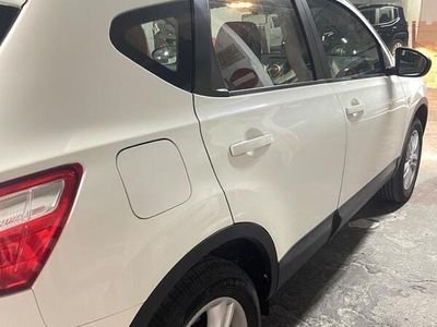 Usata Nissan Qashqai 106 CV (77 kW) 2011 Bianco SUV