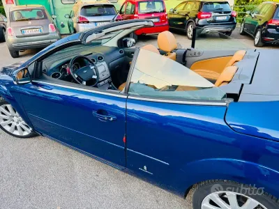 Usata Ford Focus Cabriolet 136 CV (100 kW) 2010 Bluazzurro Cabrio
