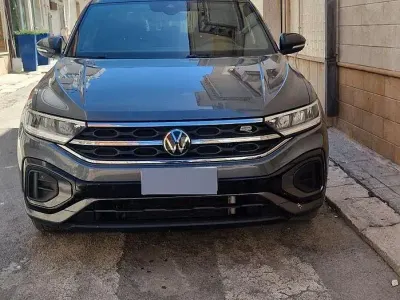 Usata VW T-Roc R-line Plus 150 CV (110 kW) 2022 Grigio SUV