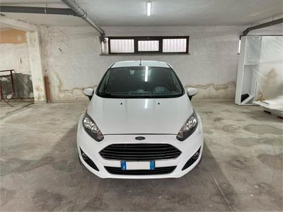 usata Ford Fiesta 1.5 TDCi 75CV 5 porte Black & White Edition