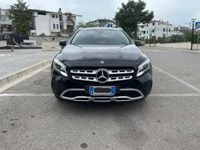 Usata Mercedes GLA200 136 CV (100 kW) 2018 SUV