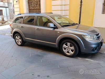 Usata Fiat Freemont Urban 140 CV (102 kW) 2012 Grigio SUV