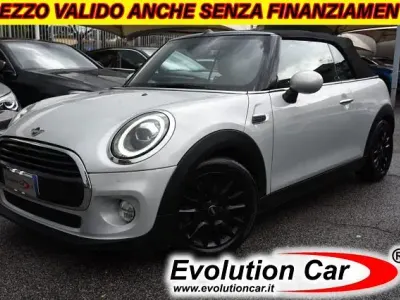 Usata Mini Cooper 136 CV (100 kW) 2018 Grigio metallizzato Utilitaria