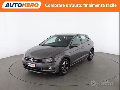 Usata VW Polo Life 95 CV (69 kW) 2021 Grigio Utilitaria