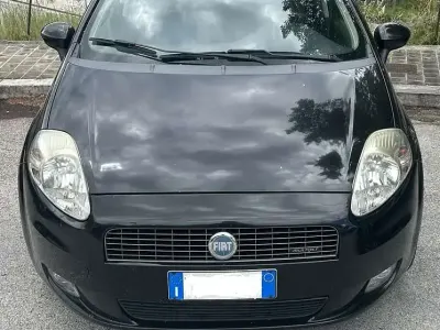 Usata Fiat Grande Punto 75 CV (55 kW) 2006 Utilitaria
