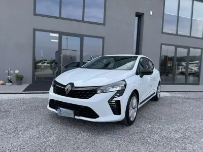 Usata Renault Clio V Evolution 91 CV (66 kW) 2024 Bianco Berlina