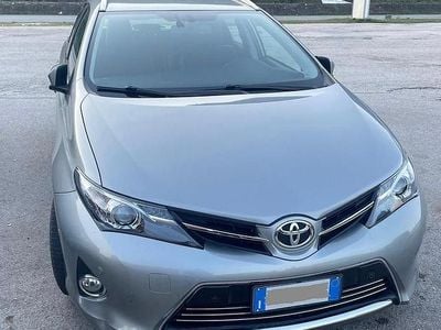 Usata Toyota Auris 97 CV (71 kW) 2014 Grigio Station wagon
