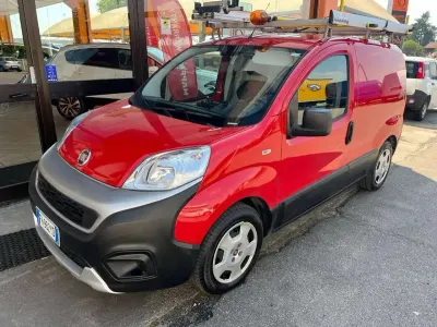 Usata Fiat Fiorino 95 CV (69 kW) 2018 Rosso Monovolume