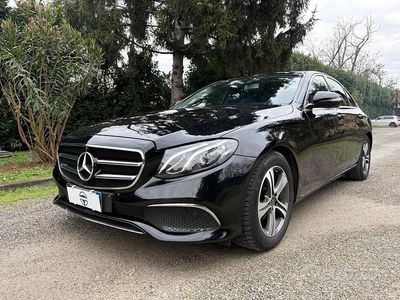 Usata Mercedes E220 194 CV (142 kW) 2019 Nero Berlina