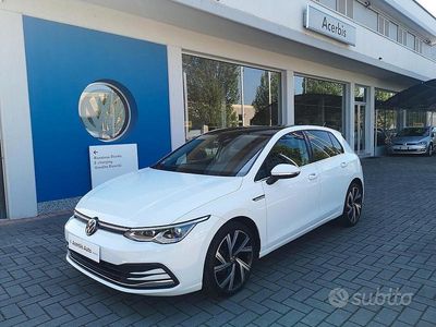 Usata VW Golf VIII Style 116 CV (85 kW) 2023 Bianco Berlina