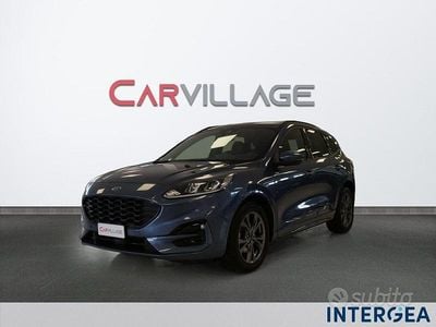 Usata Ford Kuga ST-Line X 120 CV (88 kW) 2023 Blu SUV