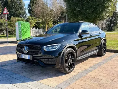 Usata Mercedes GLC300 Premium 258 CV (189 kW) 2019 Nero SUV