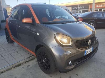Grigio Usata 2014 Smart ForFour Edition #1 Utilitaria | 8900 € (Molto cara)