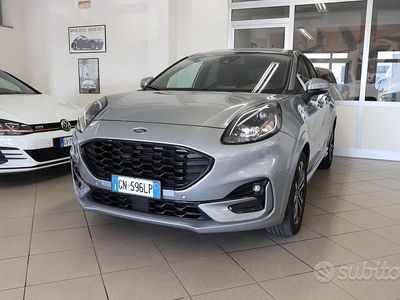 Grigio Usata 2023 Ford Puma ST-Line Station wagon | 16.900 € (Buon prezzo)