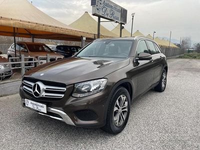 Usata Mercedes GLC220 Premium 170 CV (125 kW) 2015 Marrone Station wagon