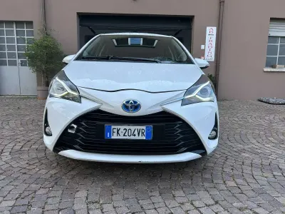 Usata Toyota Yaris Hybrid