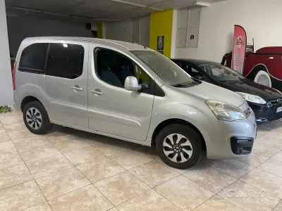 Usata Citroën Berlingo 99 CV (72 kW) 2017 Grigio Monovolume