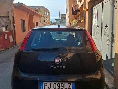 Nero Usata 2017 Fiat Punto Utilitaria | 6800 € (Buon prezzo)