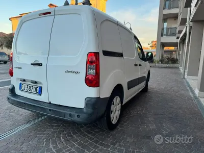 Usata Citroën Berlingo 90 CV (66 kW) 2011 Bianco Monovolume