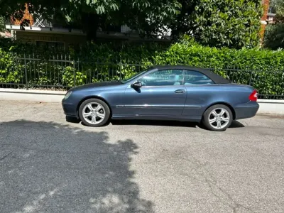 Usata Mercedes CLK200 Elegance 163 CV (119 kW) 2003 Blu/azzurro Cabrio