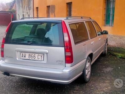 Usata Volvo V70 1998 Grigio Station wagon