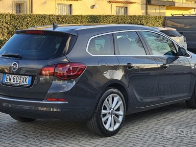 usata Opel Astra 1.6 115 CV 2014