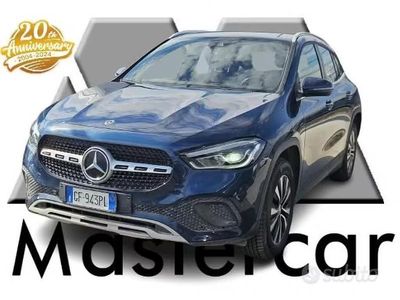 Usata Mercedes GLA250 Business 160 CV (117 kW) 2021 Blu/azzurro SUV