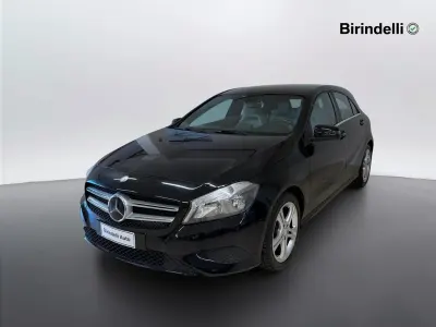 Usata Mercedes A180 122 CV (89 kW) 2015 Nero Utilitaria