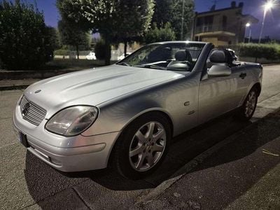 Usata Mercedes SLK200 136 CV (100 kW) 1998 Cabrio