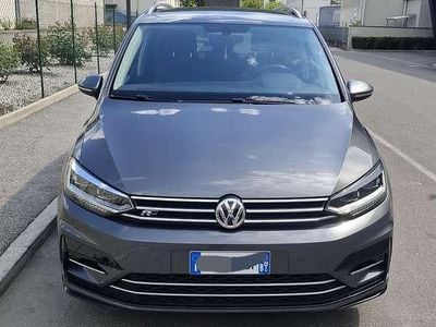Usata VW Touran R-line 150 CV (110 kW) 2018 Grigio Monovolume