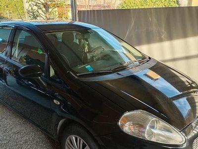 Usata Fiat Grande Punto 90 CV (66 kW) 2009 Nero Utilitaria