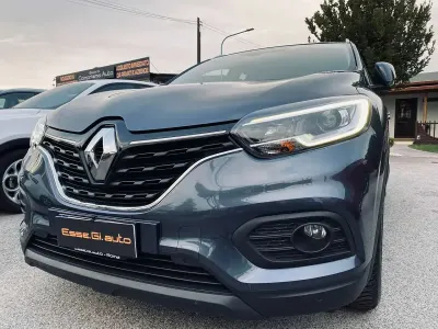 Usata Renault Kadjar 116 CV (85 kW) 2020 Blu/azzurro SUV