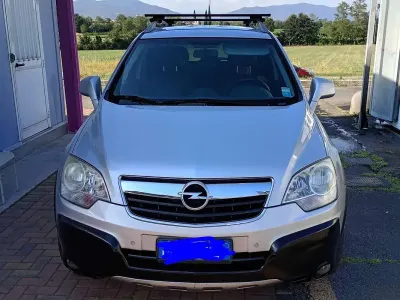 Usata Opel Antara Edition+ 140 CV (102 kW) 2009 Grigio SUV