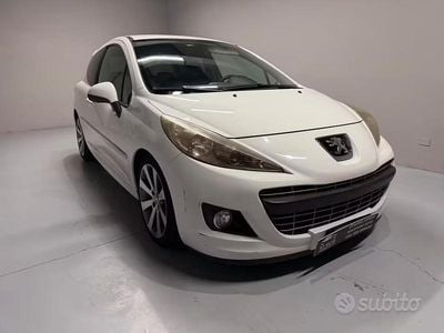 Gebraucht Peugeot 207 GTi 174 PS (127 kW) 2010 Weiß Coupé