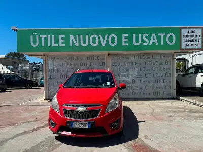 Begagnad Chevrolet Spark 68 HK (50 kW) 2012 Röd Halvkombi