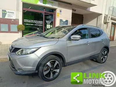 Usata Nissan Qashqai 360º 110 CV (80 kW) 2015 Grigio SUV
