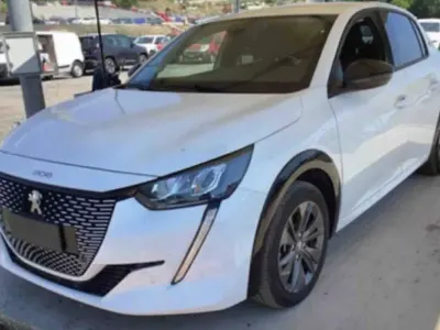 Usata Peugeot e-208