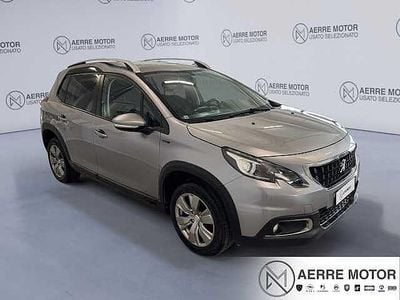 Usata Peugeot 2008 Signature Sky 102 CV (75 kW) 2019 Grigio SUV