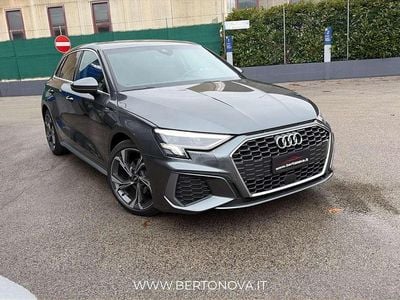 Usata Audi A3 Sportback S-Line 116 CV (85 kW) 2023 Grigio Utilitaria