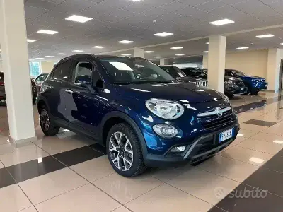 Usata Fiat 500X Cross 140 CV (102 kW) 2018 Bluazzurro SUV