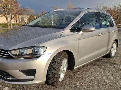 Usata VW Golf Sportsvan Executive 110 CV (80 kW) 2016 Argento Monovolume