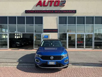 Usata VW T-Roc Advance 150 CV (110 kW) 2020 Blu/azzurro SUV