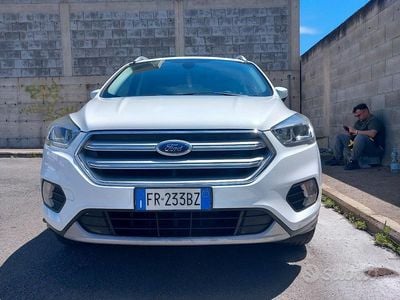 Usata Ford Kuga 120 CV (88 kW) 2018 Bianco SUV