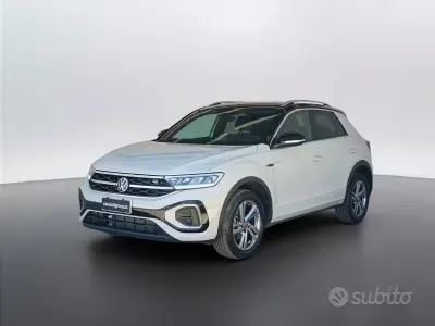 Usata VW T-Roc R 116 CV (85 kW) 2024 Grigio SUV