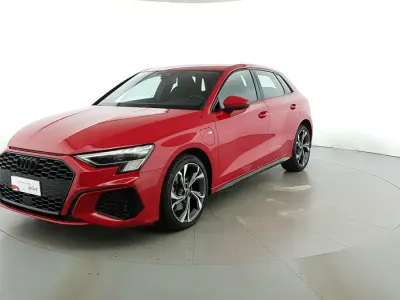 Usata Audi A3 S-Line 150 CV (110 kW) 2022 Rosso Berlina