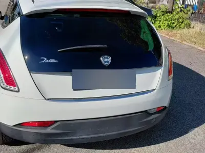 Usata Lancia Delta 120 CV (88 kW) 2012 Bianco Utilitaria