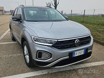Usata VW T-Roc Style 150 CV (110 kW) 2024 Grigio SUV