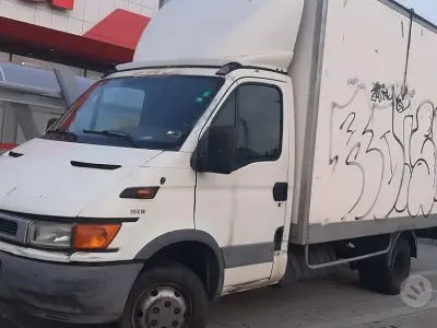 Usata Iveco Daily 106 CV (77 kW) 2005 Bianco